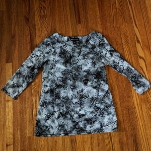 Dana Buchman 3/4 sleeve top